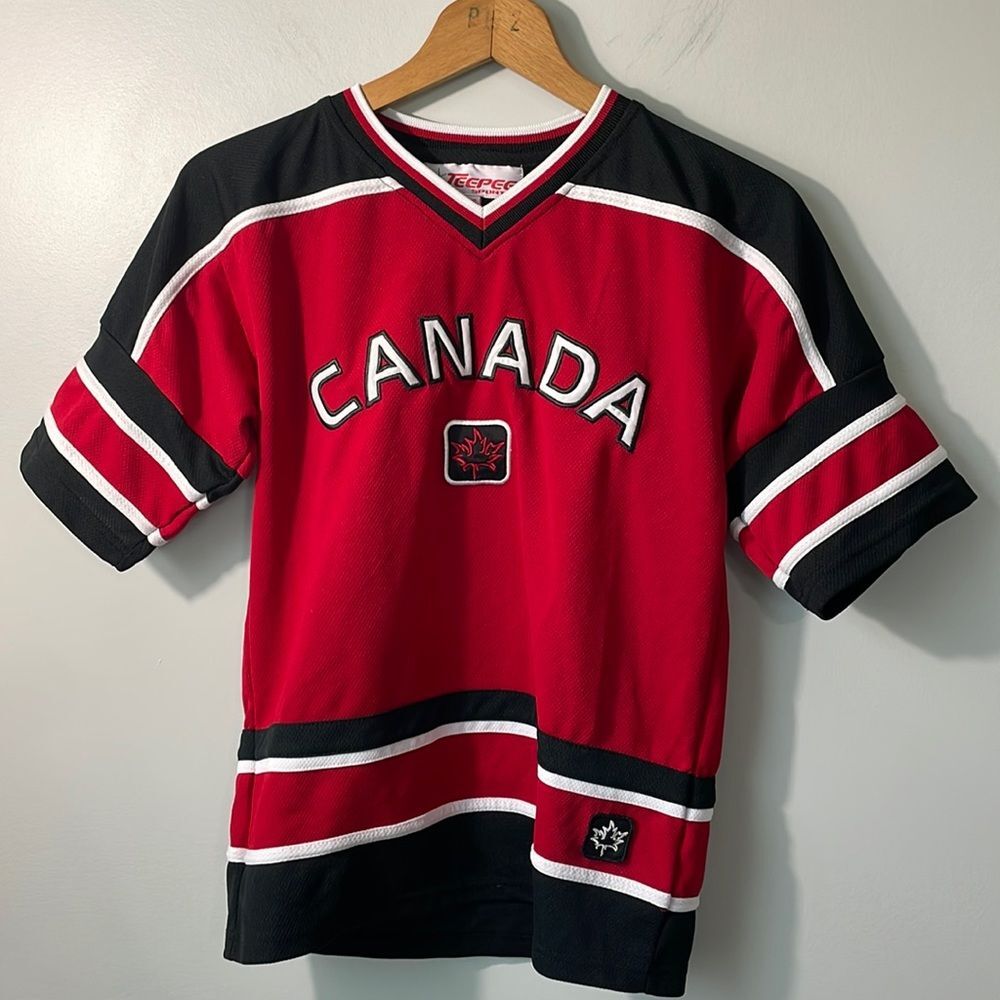 Canada jersey size youth 14/16